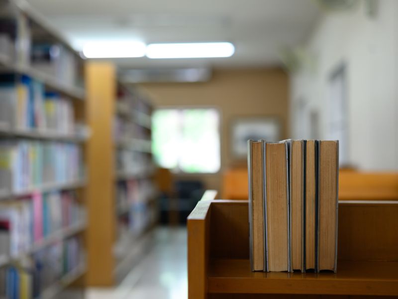 久喜市中央図書館